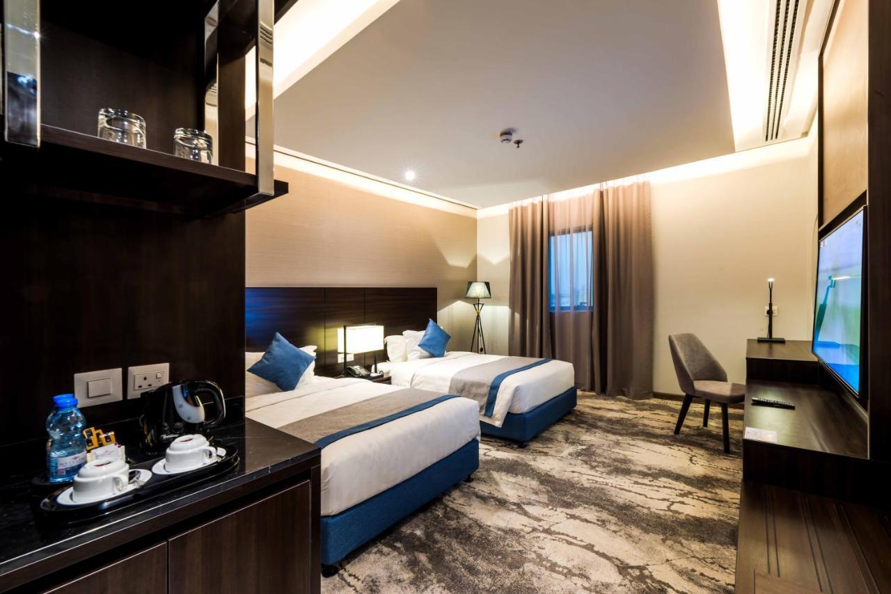 Aber Al Munsiyah Hotel Riaad Buitenkant foto